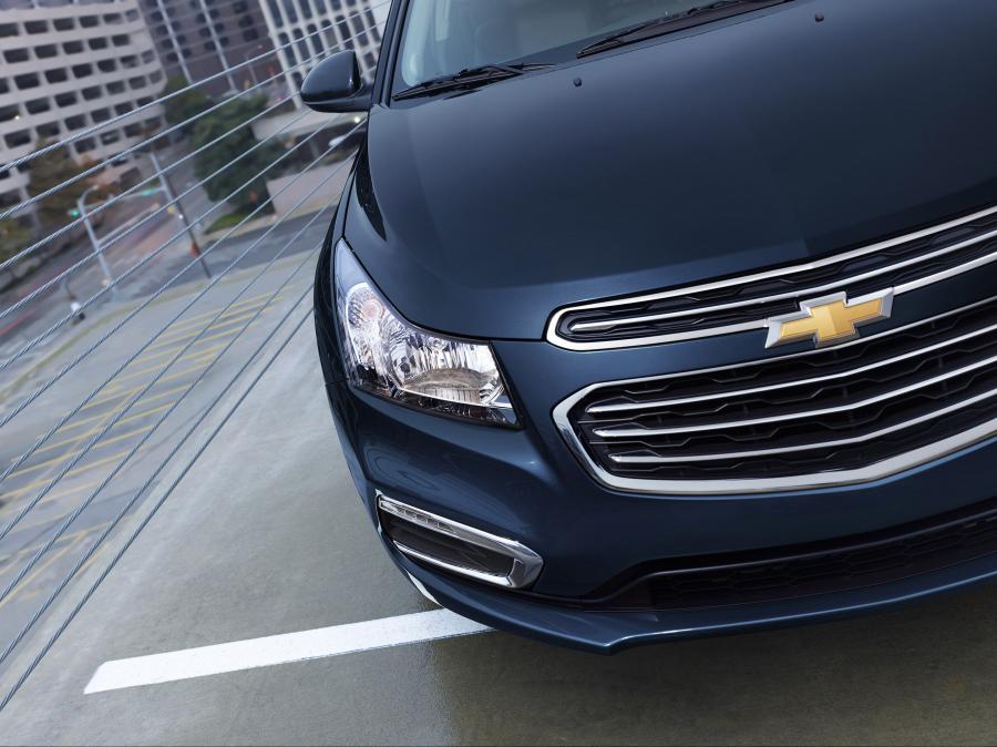  Chevrolet Cruze 2015 года  (US) (фото 10 из 10)